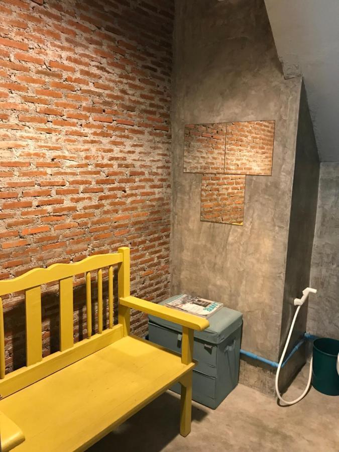 Nesuto Hostel Ramkamhaeng 52 Bangkok Zewnętrze zdjęcie