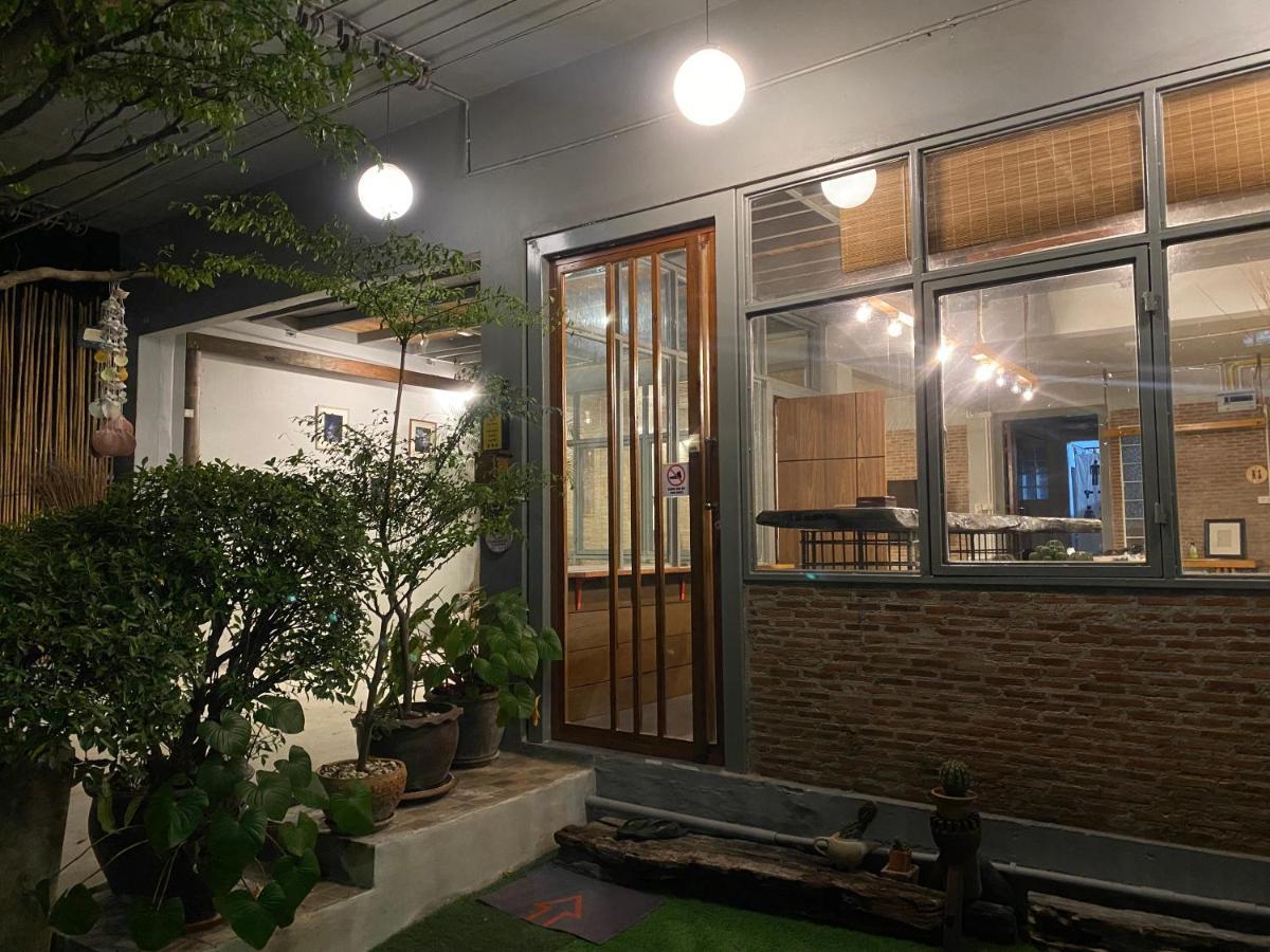 Nesuto Hostel Ramkamhaeng 52 Bangkok Zewnętrze zdjęcie